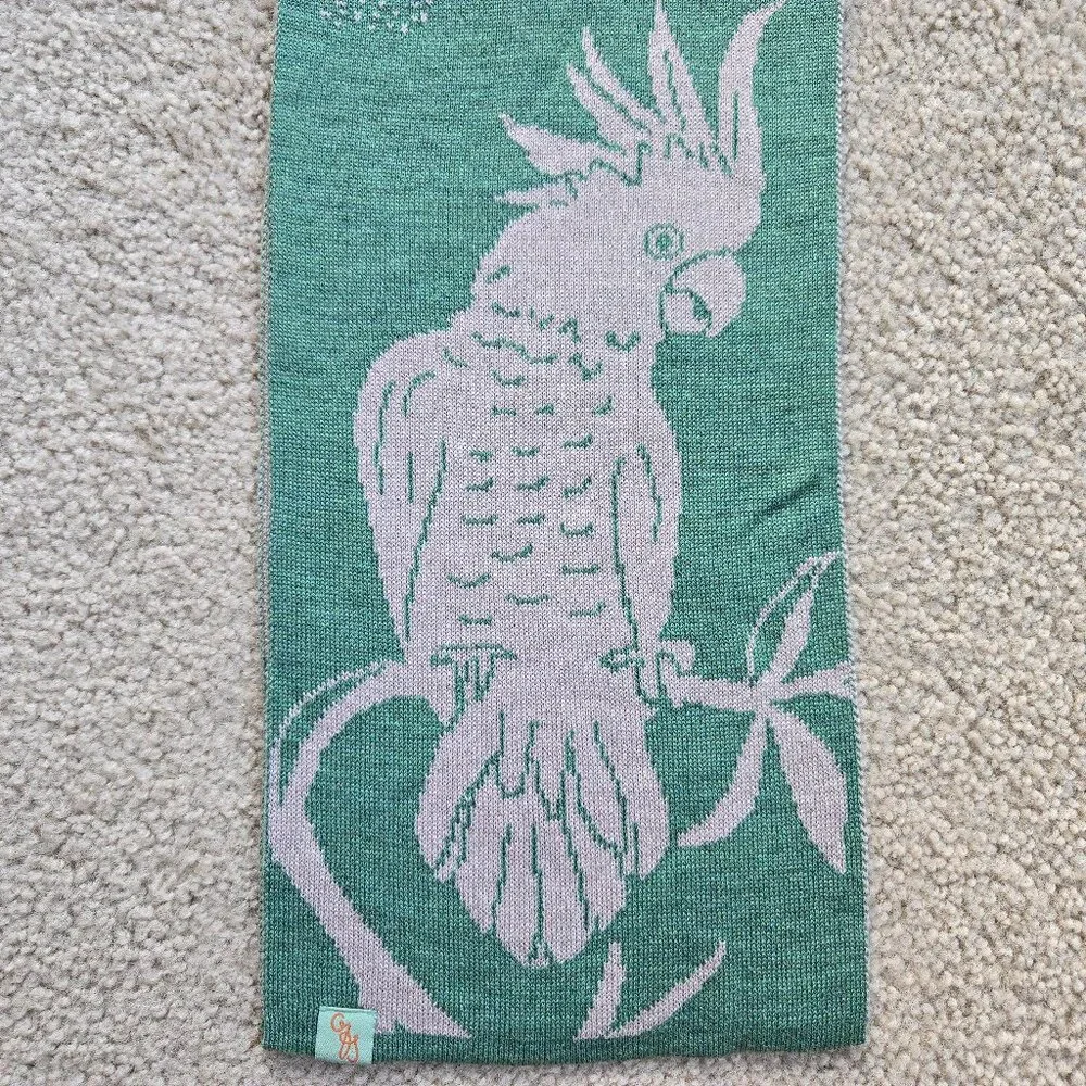 NWOT Otto & Spike Merino Scarf Knit Wool Cockatoo Parrot Bird GREEN